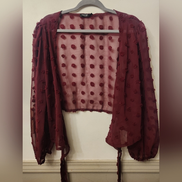 SHEIN Curve Burgandy Textured Wrap Blouse - Picture 2 of 6